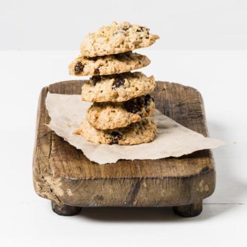 Chewy Sultana and Oat Cookies