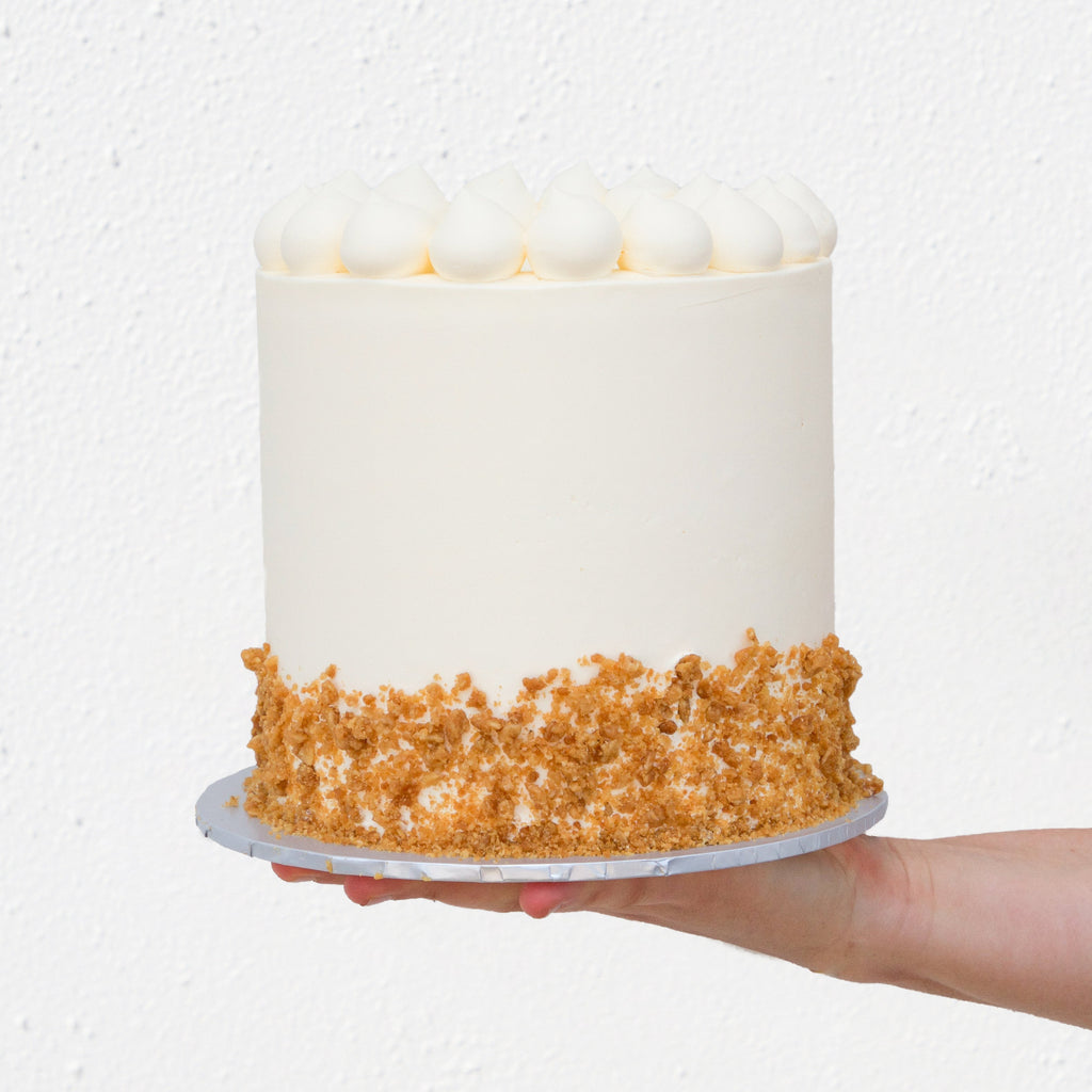 Biscuit Crumble Carrot Cake