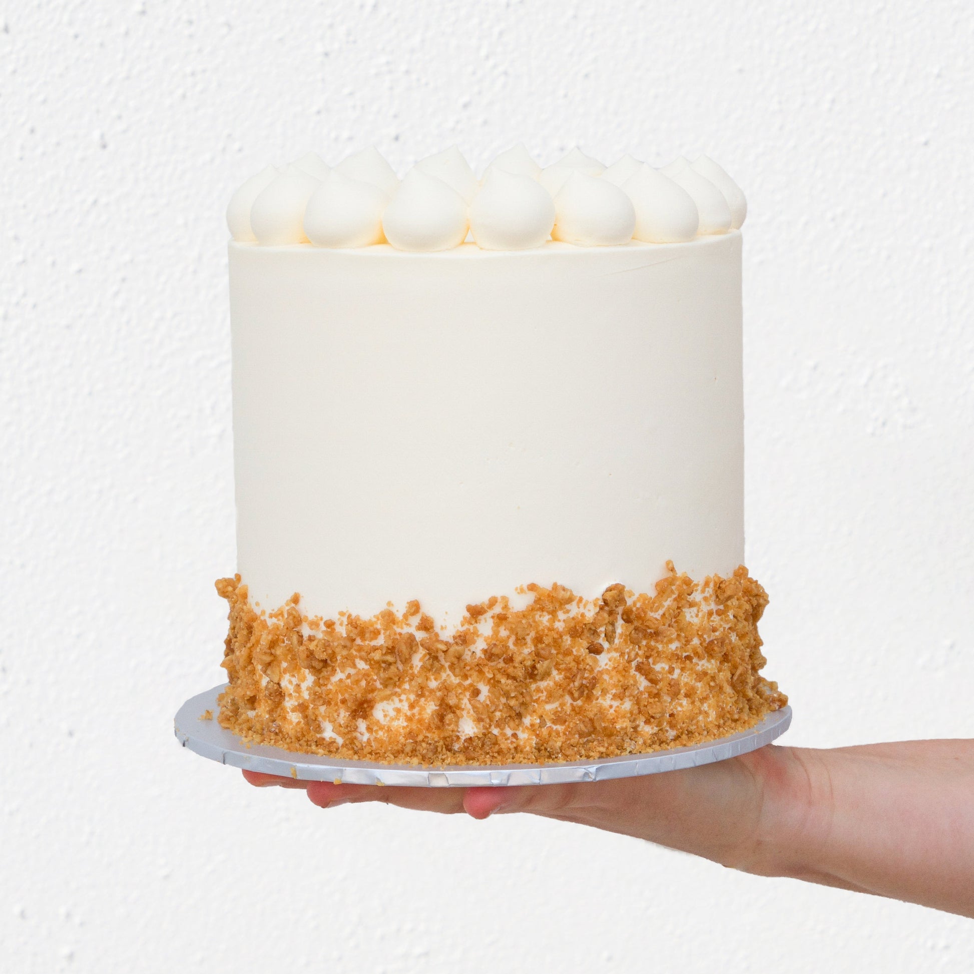 Biscuit Crumble Carrot Cake