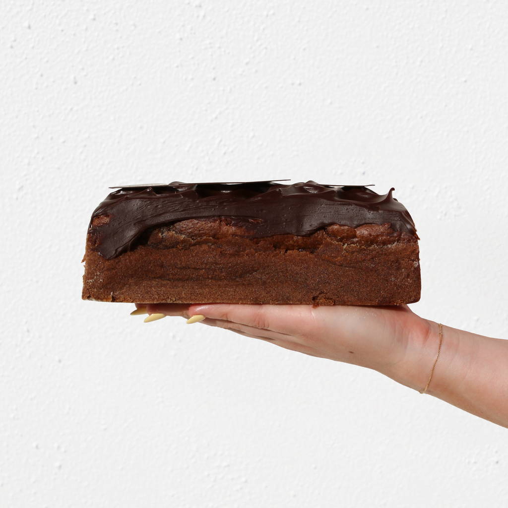 Flourless Chocolate Bar Cake