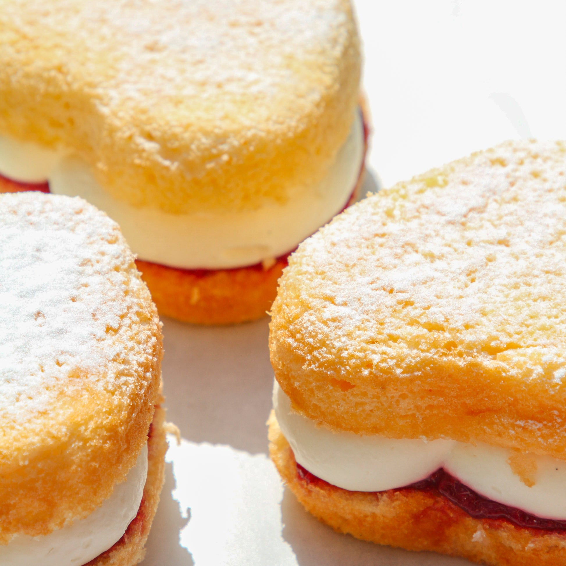 Sponge Mini Heart Cake