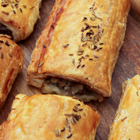 Sausage Roll Pork, Apple & Caraway